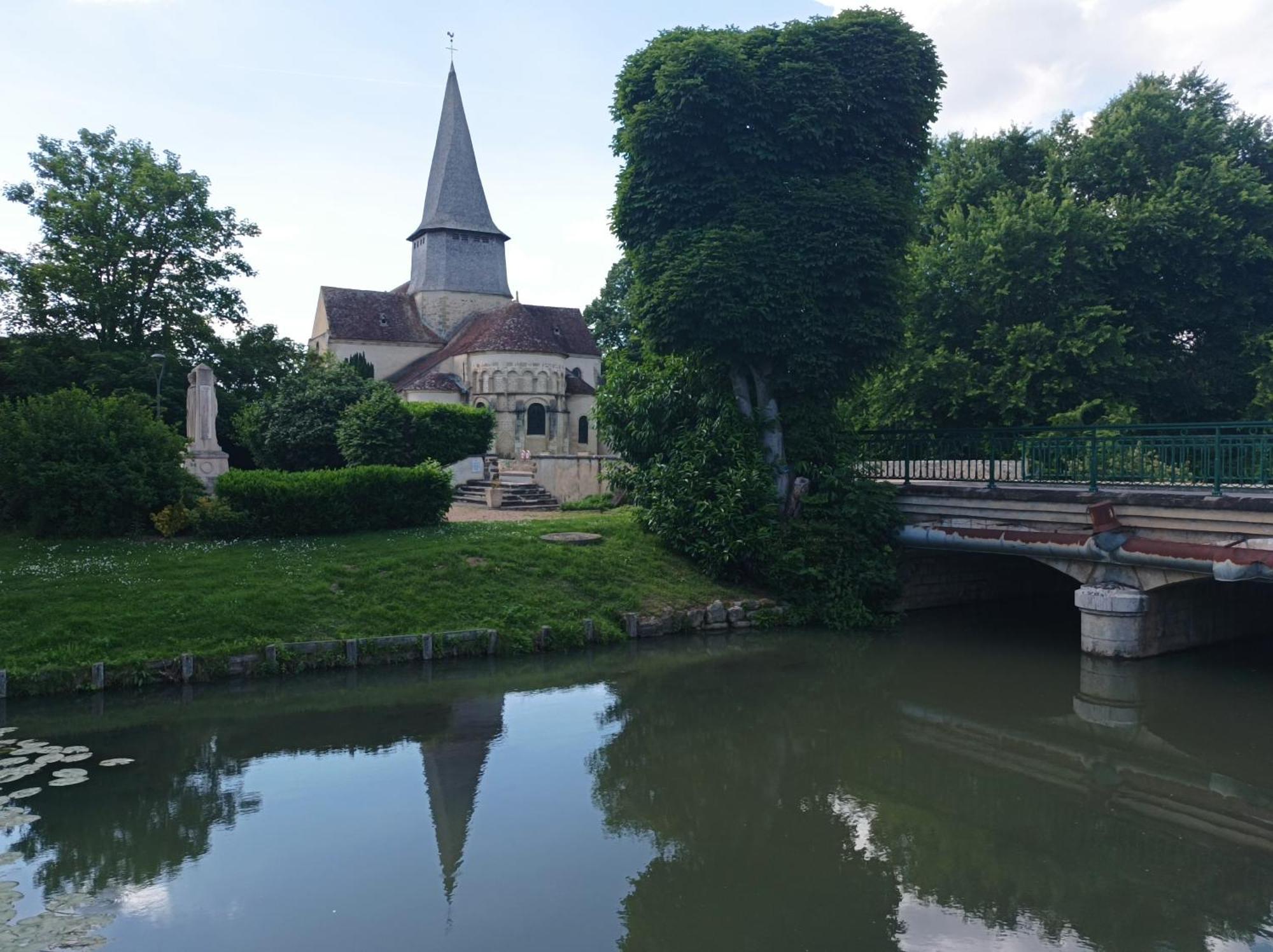 La Maison Au Bord De L'Eau Gracay エクステリア 写真