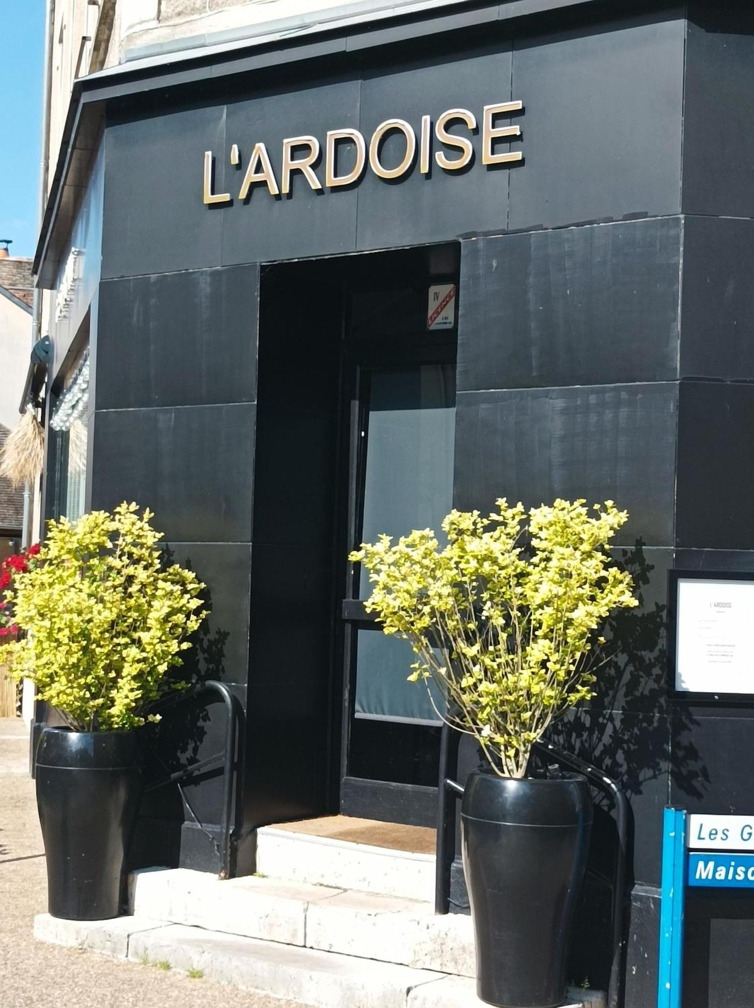 La Maison Au Bord De L'Eau Gracay エクステリア 写真
