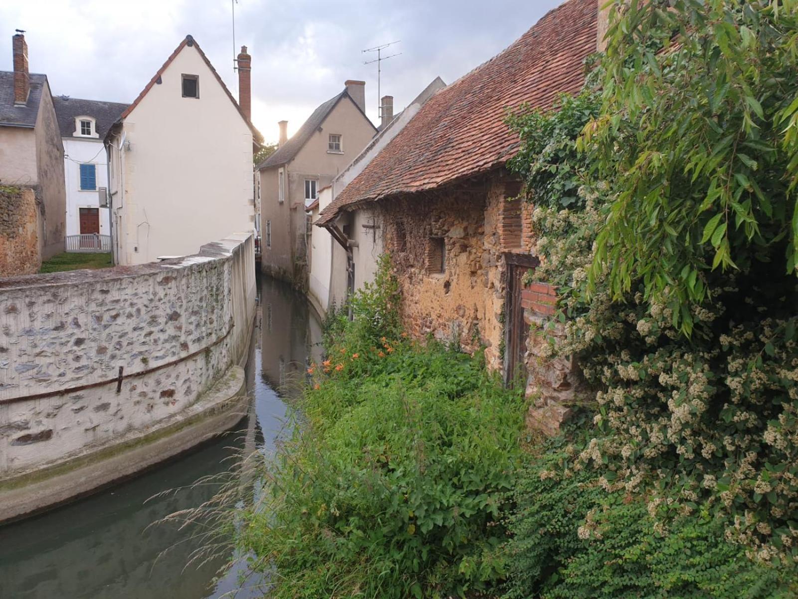 La Maison Au Bord De L'Eau Gracay エクステリア 写真